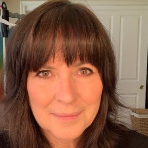 Meet your Posher, Anne